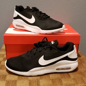 Nike Air Max Oketo